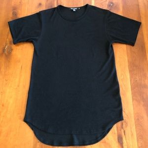 Rustic Dime: Black Scoop Hem T-shirt